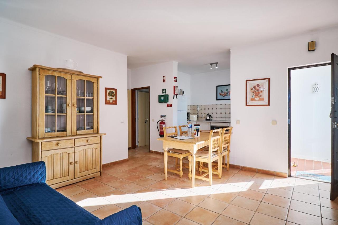 Apartment Kornelius Карвоейру Екстер'єр фото